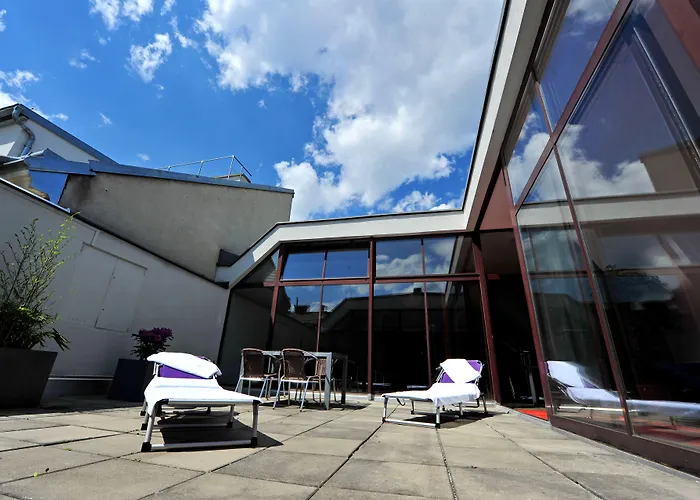 The Weekend 4*