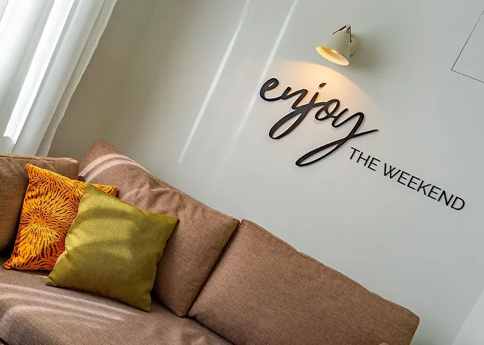 Ξενοδοχείο The Weekend